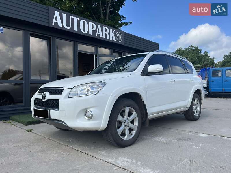 Toyota RAV4 2010