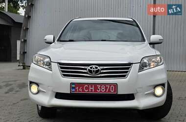 Внедорожник / Кроссовер Toyota RAV4 2011 в 