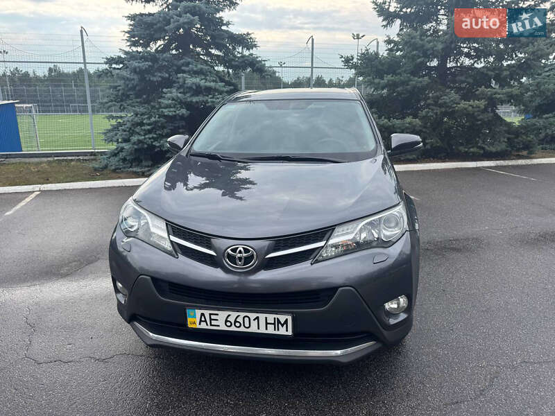 Внедорожник / Кроссовер Toyota RAV4 2014 в Киеве
