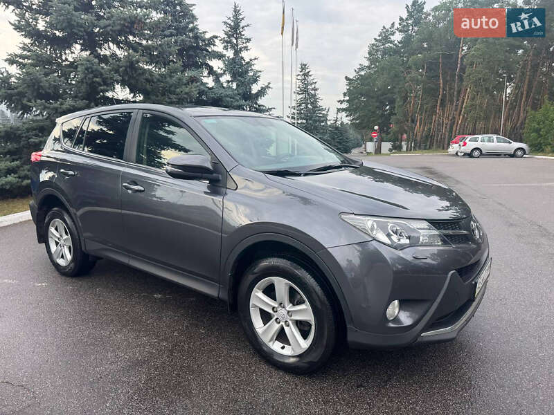 Внедорожник / Кроссовер Toyota RAV4 2014 в Киеве