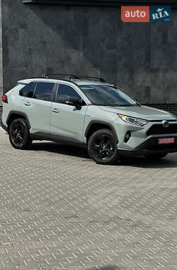 Позашляховик / Кросовер Toyota RAV4 2020 в Києві
