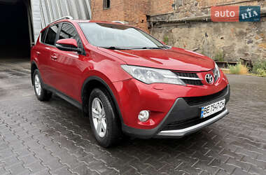 Внедорожник / Кроссовер Toyota RAV4 2013 в 