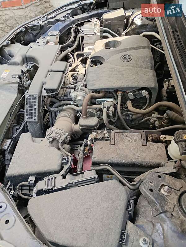 Позашляховик / Кросовер Toyota RAV4 2019 в Врадіївці