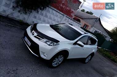 Внедорожник / Кроссовер Toyota RAV4 2013 в Краснограде