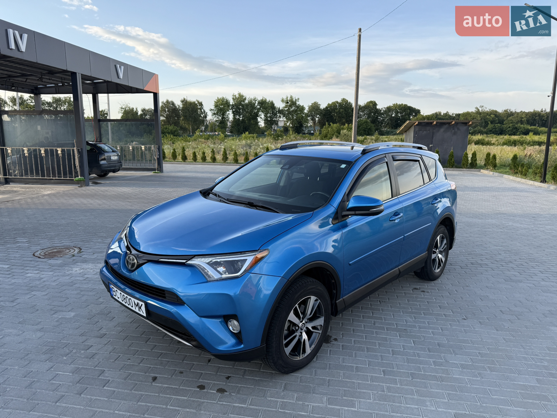 2017 Toyota RAV 4 - мініатюра 5