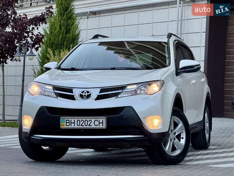 Toyota RAV4 2014