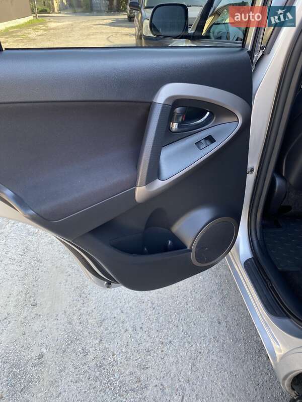 Позашляховик / Кросовер Toyota RAV4 2008 в Івано-Франківську фото 18 Позашляховик / Кросовер Toyota RAV4 2008 в Івано-Франківську