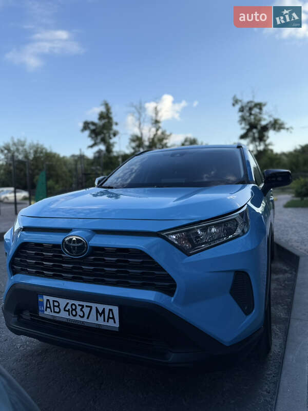 Toyota RAV4 2021