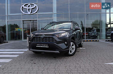 Внедорожник / Кроссовер Toyota RAV4 2021 в Ровно