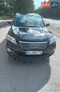 Позашляховик / Кросовер Toyota RAV4 2010 в Стрию