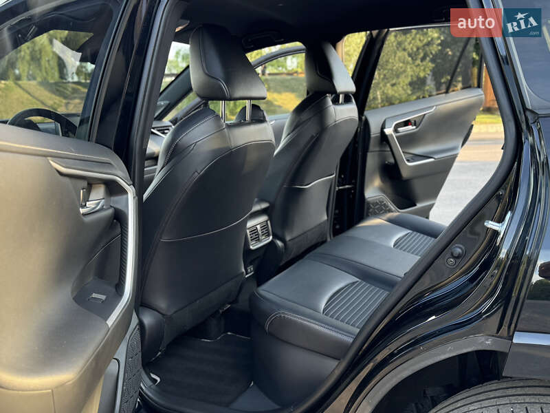 Внедорожник / Кроссовер Toyota RAV4 2020 в Александрие фото 15 Внедорожник / Кроссовер Toyota RAV4 2020 в Александрие