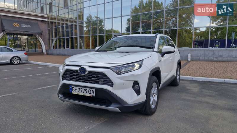 Внедорожник / Кроссовер Toyota RAV4 2020 в Одессе фото 5 Внедорожник / Кроссовер Toyota RAV4 2020 в Одессе