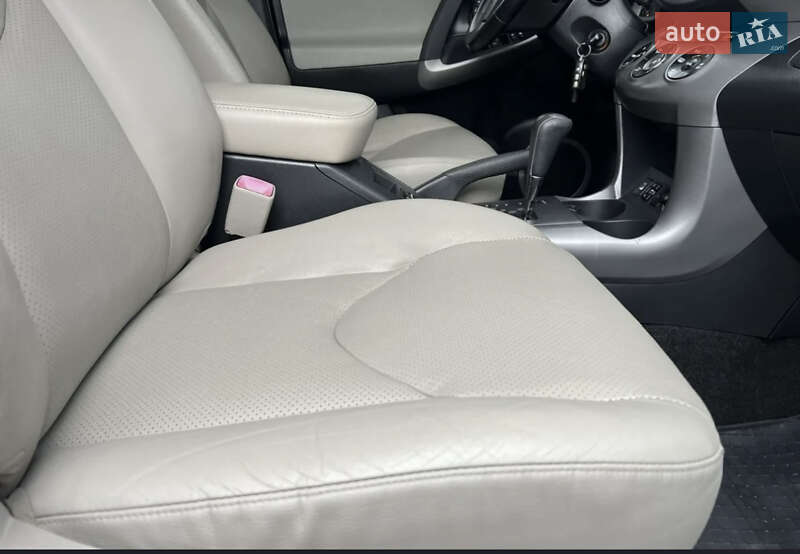 Позашляховик / Кросовер Toyota RAV4 2008 в Одесі фото 6 Позашляховик / Кросовер Toyota RAV4 2008 в Одесі