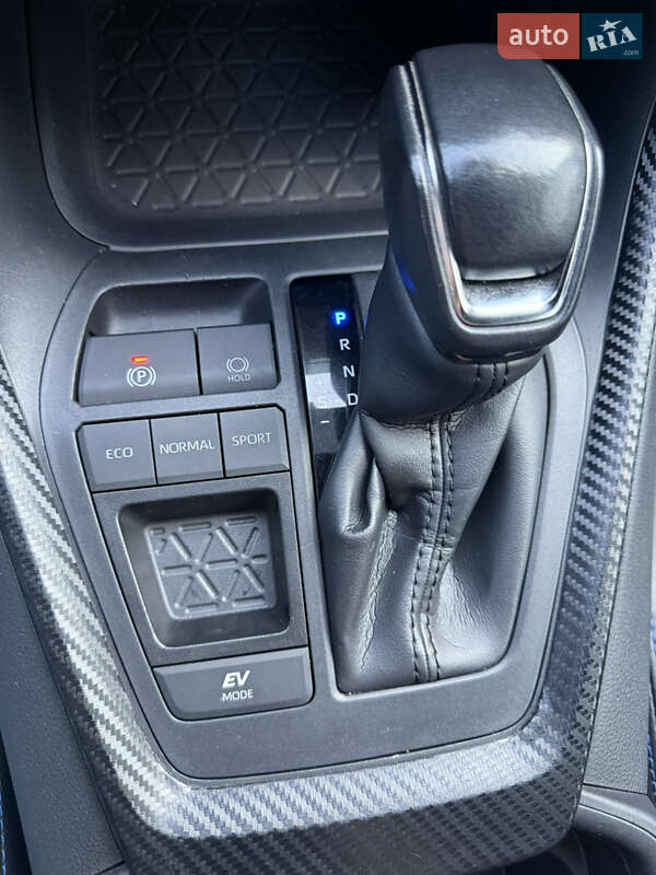 Позашляховик / Кросовер Toyota RAV4 2019 в Одесі