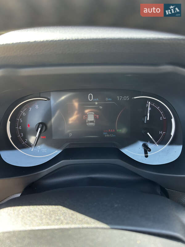 Позашляховик / Кросовер Toyota RAV4 2019 в Кременчуці