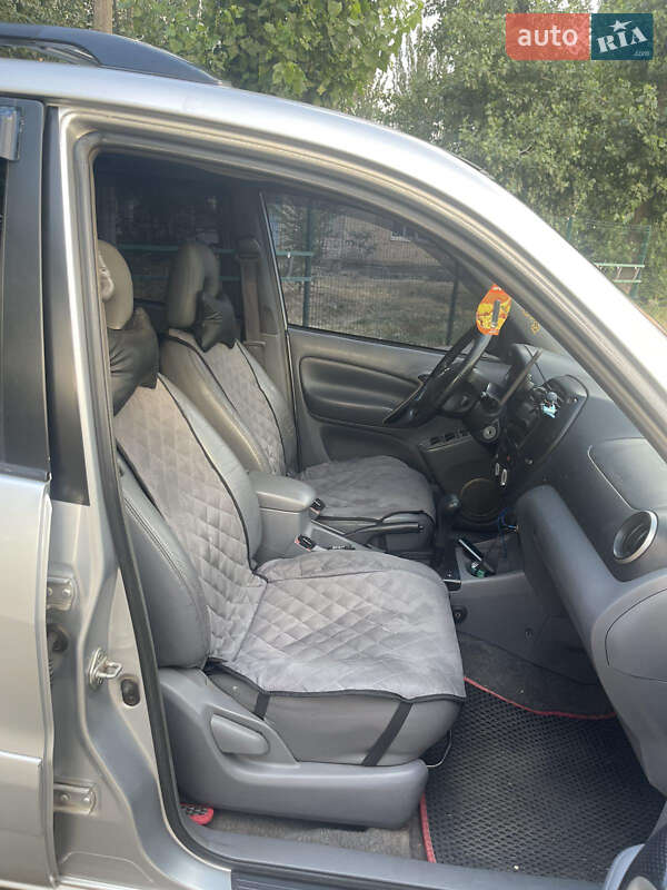 Позашляховик / Кросовер Toyota RAV4 2002 в Кривому Розі фото 6 Позашляховик / Кросовер Toyota RAV4 2002 в Кривому Розі