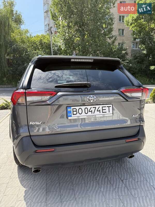 Позашляховик / Кросовер Toyota RAV4 2021 в Тернополі фото 5 Позашляховик / Кросовер Toyota RAV4 2021 в Тернополі