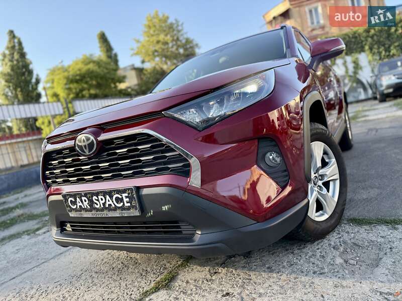 Позашляховик / Кросовер Toyota RAV4 2019 в Одесі