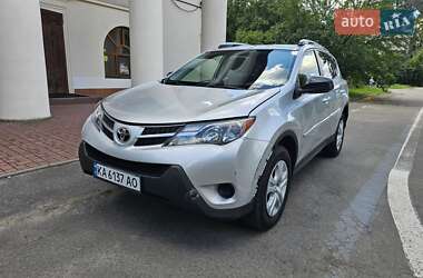 Внедорожник / Кроссовер Toyota RAV4 2015 в Киеве