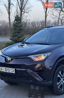 Внедорожник / Кроссовер Toyota RAV4 2016 в Кагарлыке