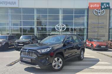 Внедорожник / Кроссовер Toyota RAV4 2025 в Киеве