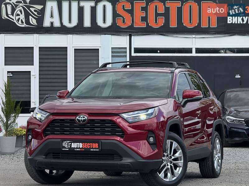 Toyota RAV4 2024