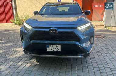 Внедорожник / Кроссовер Toyota RAV4 2024 в Киеве