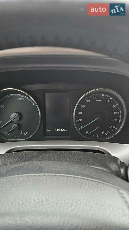 Позашляховик / Кросовер Toyota RAV4 2018 в Львові фото 4 Позашляховик / Кросовер Toyota RAV4 2018 в Львові