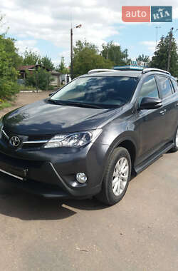 Внедорожник / Кроссовер Toyota RAV4 2014 в 
