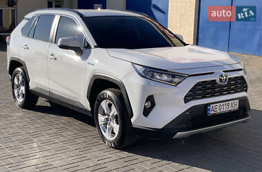 Позашляховик / Кросовер Toyota RAV4 2019 в Кривому Розі