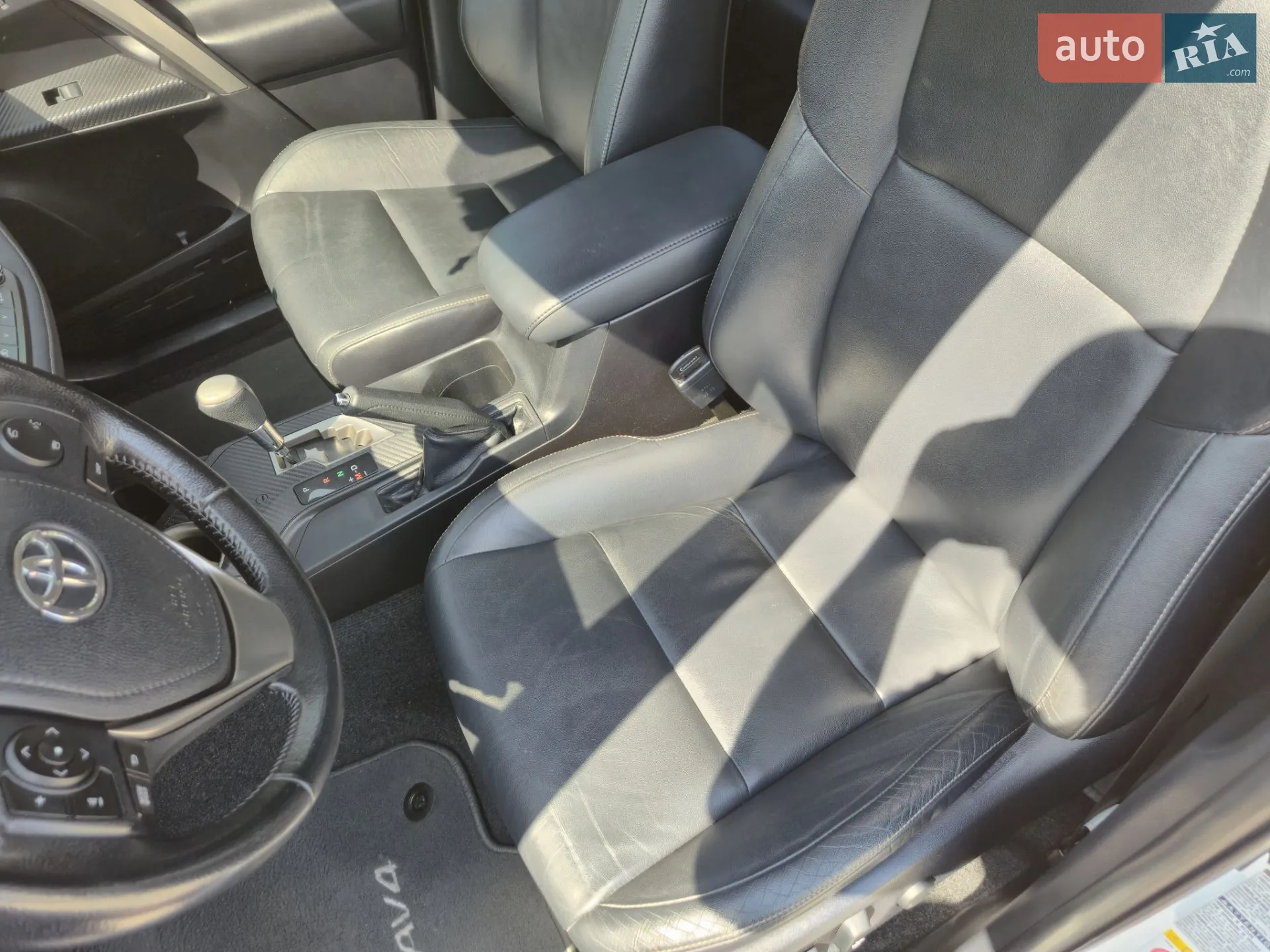2013 Toyota RAV 4 - мініатюра 16