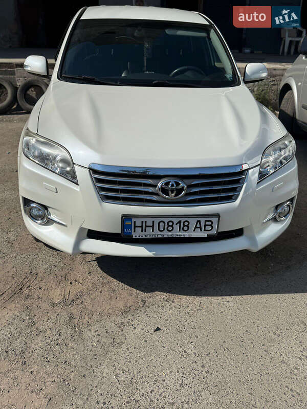 Внедорожник / Кроссовер Toyota RAV4 2012 в Одессе
