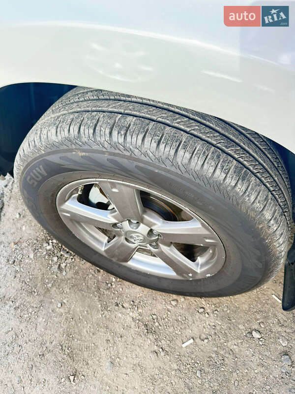 Внедорожник / Кроссовер Toyota RAV4 2012 в Одессе