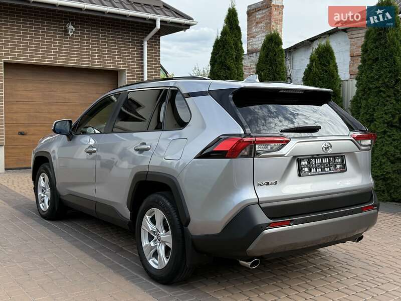 Позашляховик / Кросовер Toyota RAV4 2021 в Кропивницькому фото 8 Позашляховик / Кросовер Toyota RAV4 2021 в Кропивницькому