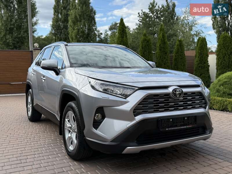 Позашляховик / Кросовер Toyota RAV4 2021 в Кропивницькому фото 14 Позашляховик / Кросовер Toyota RAV4 2021 в Кропивницькому