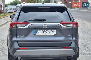 Внедорожник / Кроссовер Toyota RAV4 2020 в Львове