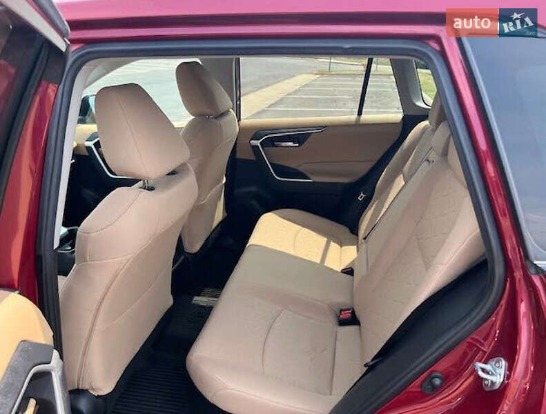 Внедорожник / Кроссовер Toyota RAV4 2021 в Львове фото 7 Внедорожник / Кроссовер Toyota RAV4 2021 в Львове