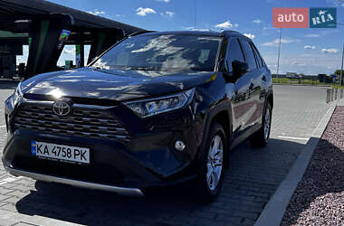 Внедорожник / Кроссовер Toyota RAV4 2020 в Броварах
