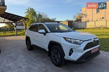 Внедорожник / Кроссовер Toyota RAV4 2024 в Львове