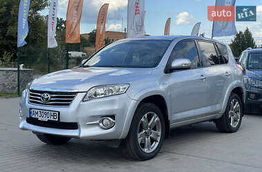 Внедорожник / Кроссовер Toyota RAV4 2010 в Бердичеве