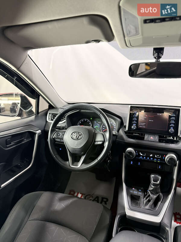 Позашляховик / Кросовер Toyota RAV4 2019 в Одесі фото 23 Позашляховик / Кросовер Toyota RAV4 2019 в Одесі