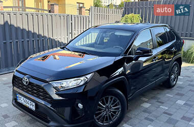 Внедорожник / Кроссовер Toyota RAV4 2020 в Львове