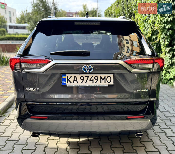 Позашляховик / Кросовер Toyota RAV4 2020 в Києві
