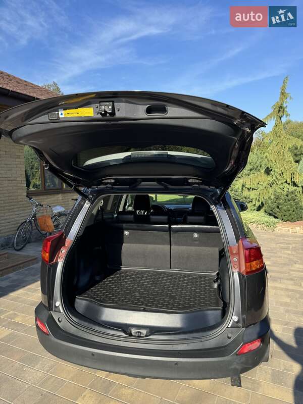 Позашляховик / Кросовер Toyota RAV4 2013 в Полтаві фото 11 Позашляховик / Кросовер Toyota RAV4 2013 в Полтаві