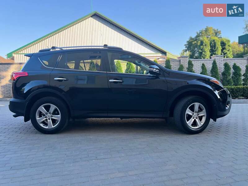 Позашляховик / Кросовер Toyota RAV4 2015 в Могилів-Подільському фото 15 Позашляховик / Кросовер Toyota RAV4 2015 в Могилів-Подільському