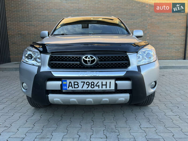 Внедорожник / Кроссовер Toyota RAV4 2007 в Казатине