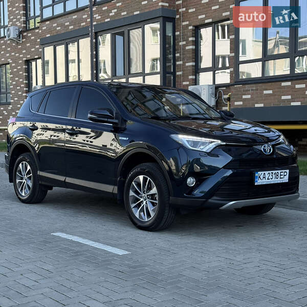 Внедорожник / Кроссовер Toyota RAV4 2017 в Житомире