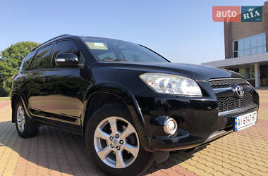 Внедорожник / Кроссовер Toyota RAV4 2010 в Корсуне-Шевченковском