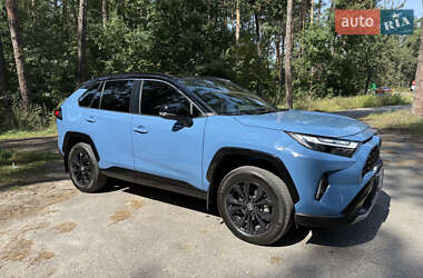 Позашляховик / Кросовер Toyota RAV4 2024 в Києві