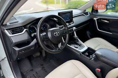 Позашляховик / Кросовер Toyota RAV4 2019 в Києві